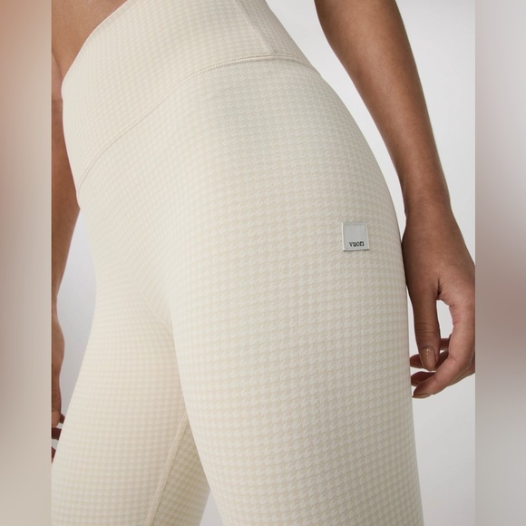 Vuori Pants - NWT Vuori Micro Houndstooth Leggings